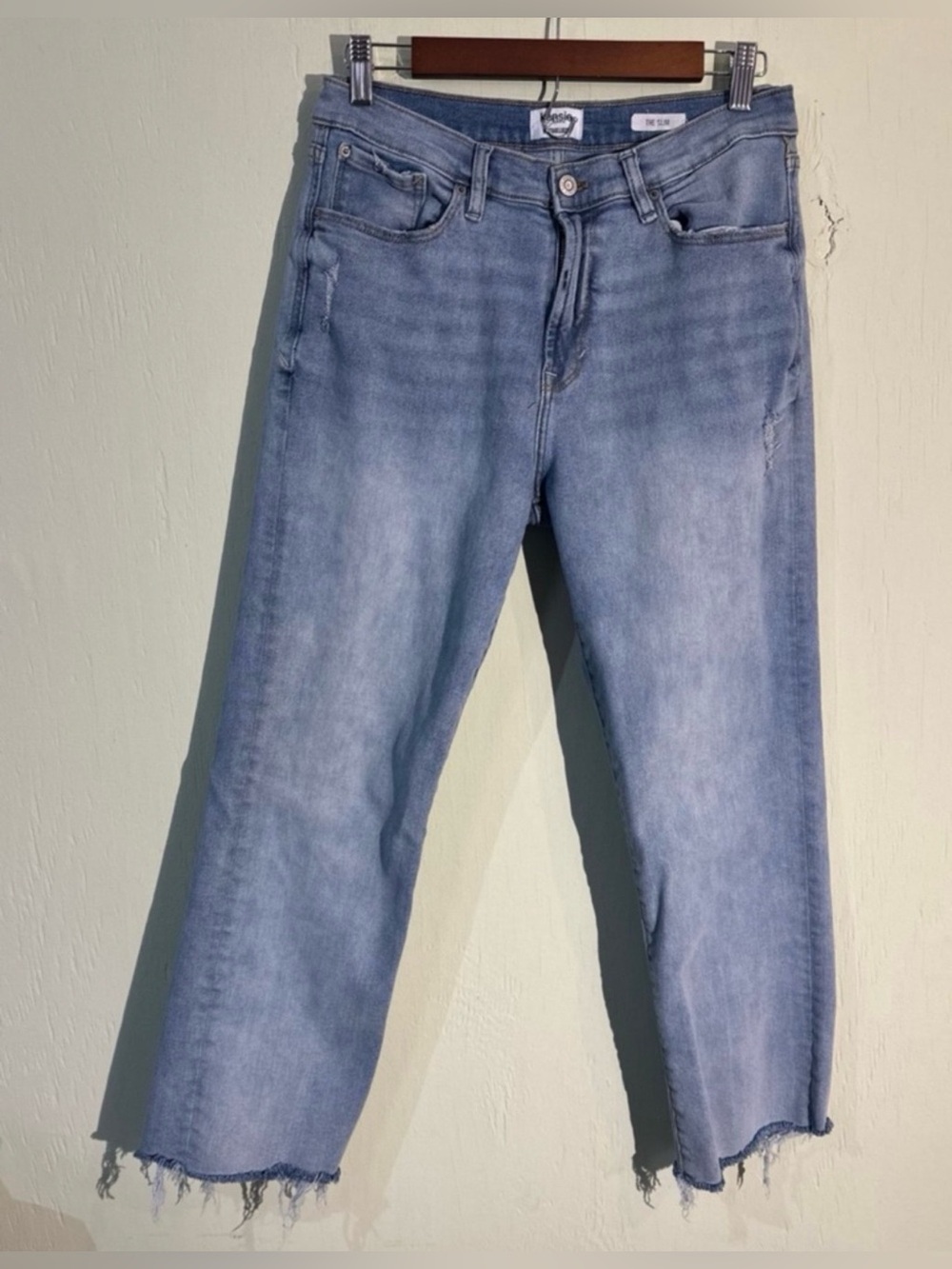 Kensie vintage luxe the slim light wash fray ankle jeans 10/30